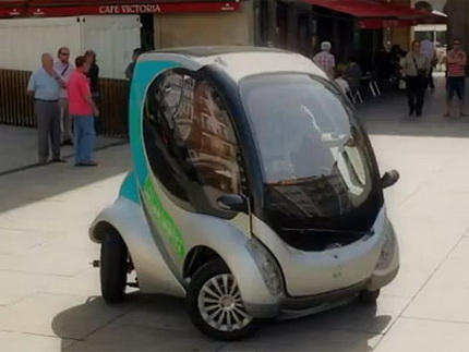 VIDEO: Zavladaće ulicama: Auto na preklapanje