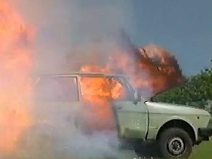 VIDEO: Pogledajte kako Džeremi Klarkson uništava Yuga!